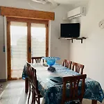 Vistamare 아파트 *