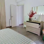Vistamare 아파트